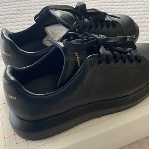 Alexander McQueen Men’s Sneakers Size 43